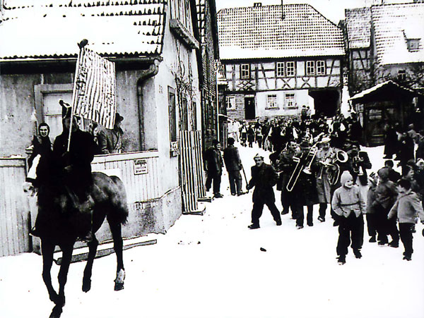 fosanacht-in-uechtl_50er__600x451